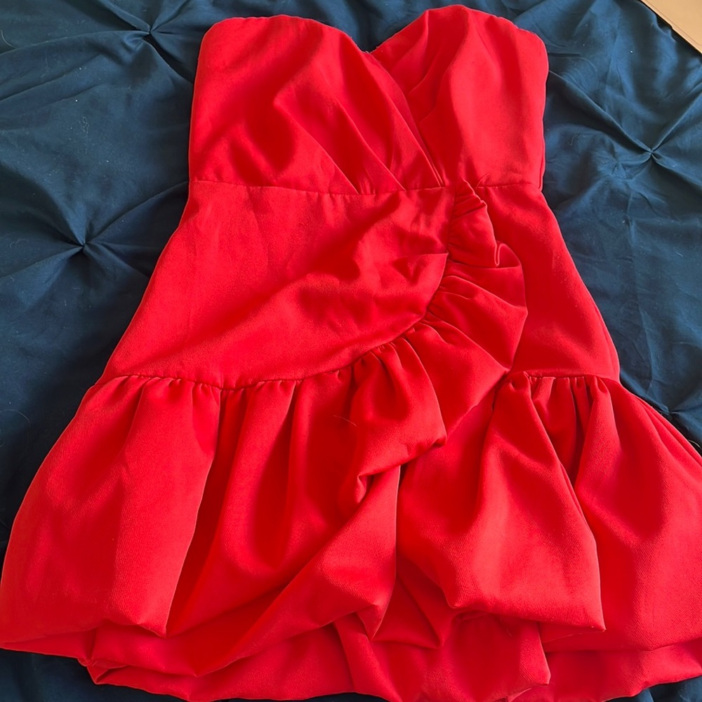 Red dress🥰
